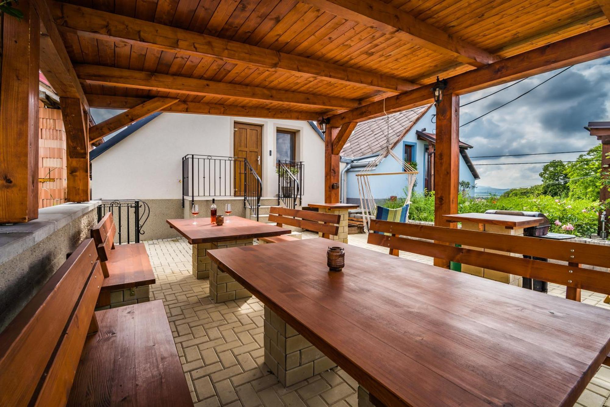 Vinný sklep Vinoza Velké Bílovice Velke Bilovice Exterior foto